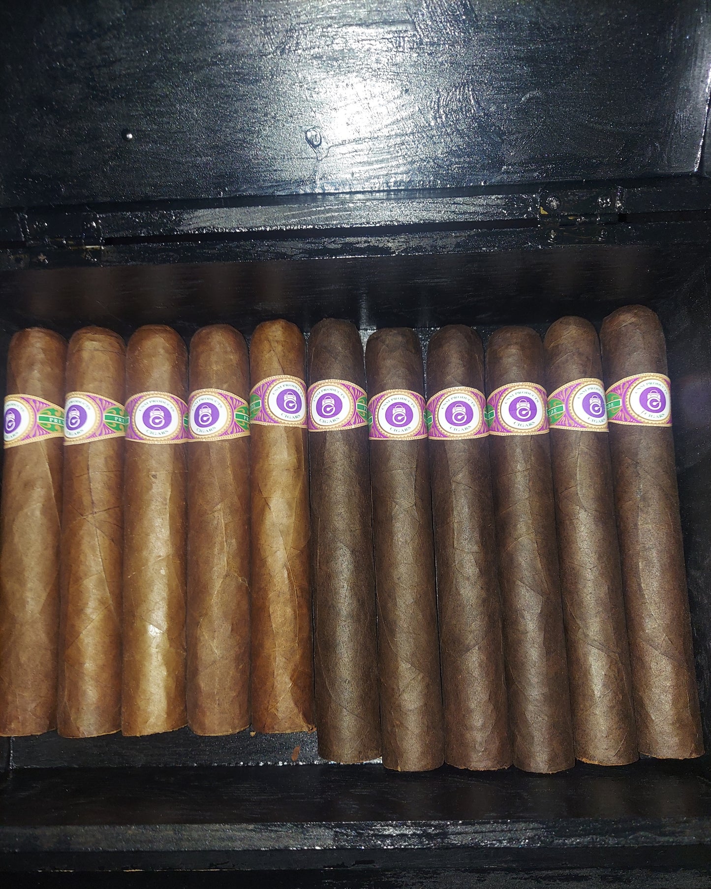 Mix of Cigars - Habano and Maduro